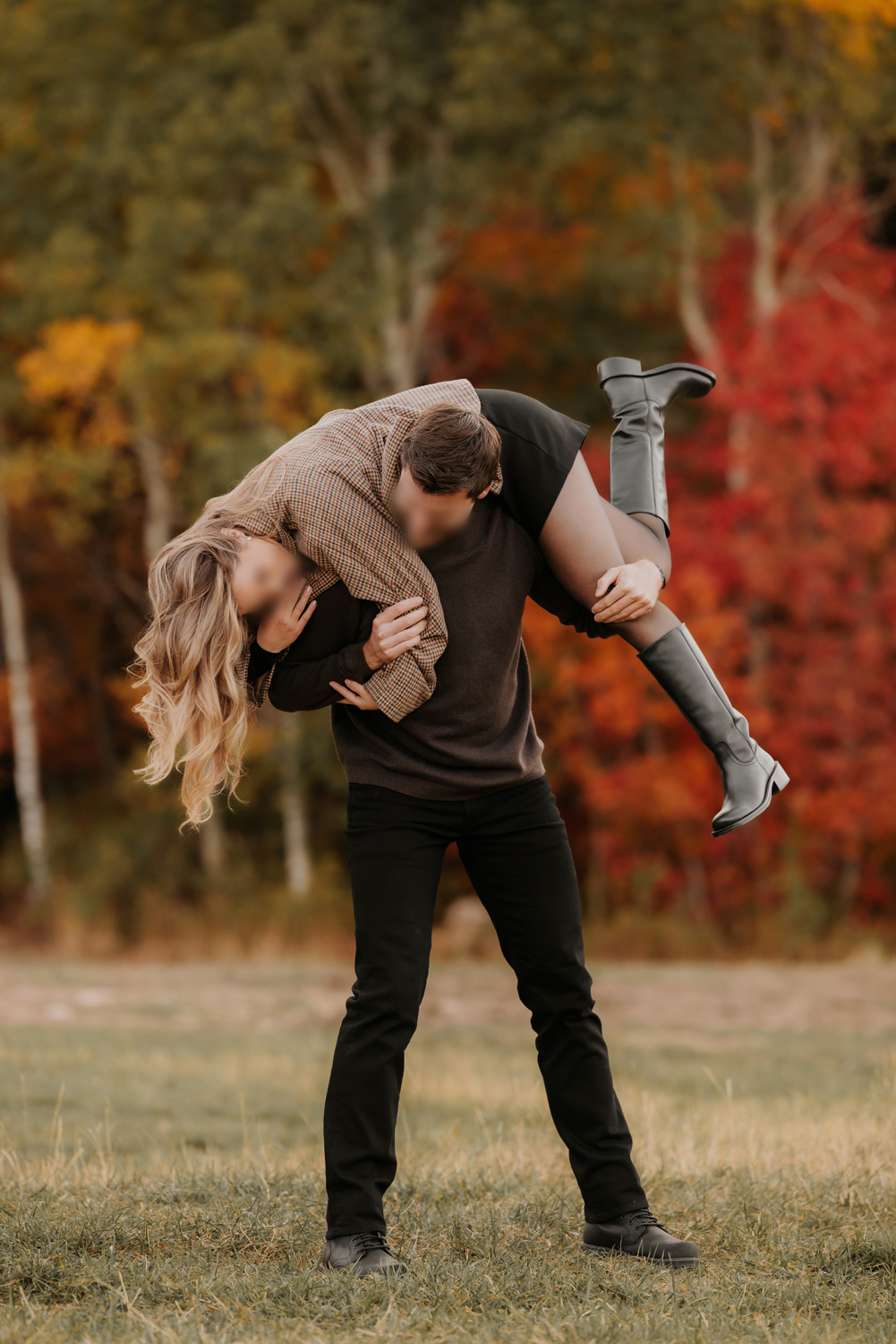 TheLightSeeker-Madi-Chris-Engagements-Snowbasin-Fall-2025-38