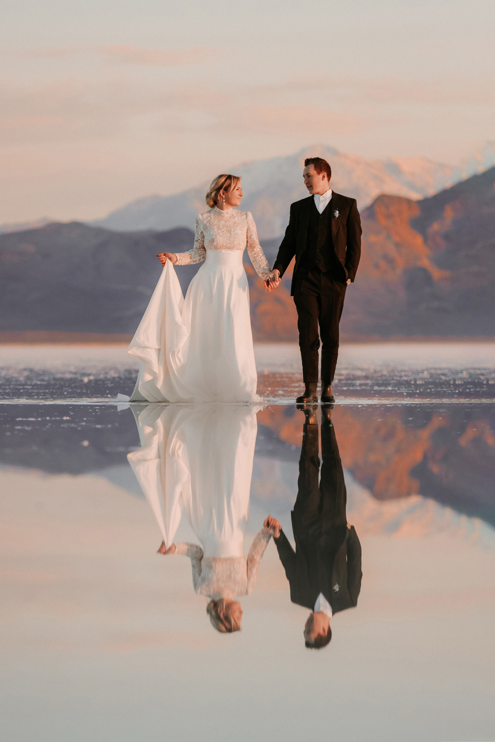TheLightSeeker-Aly-Teal-SaltFlats-Flooded-Wedding-Bridals-2023-55