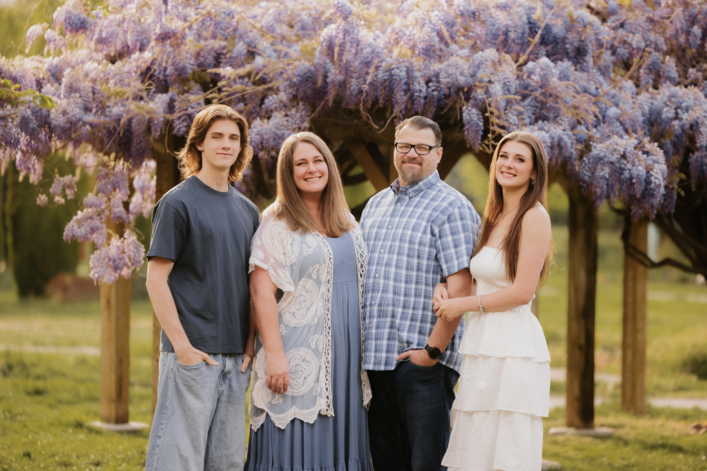 TheLightSeeker-Burrell-Family-International-Peace-Gardens-2026-35
