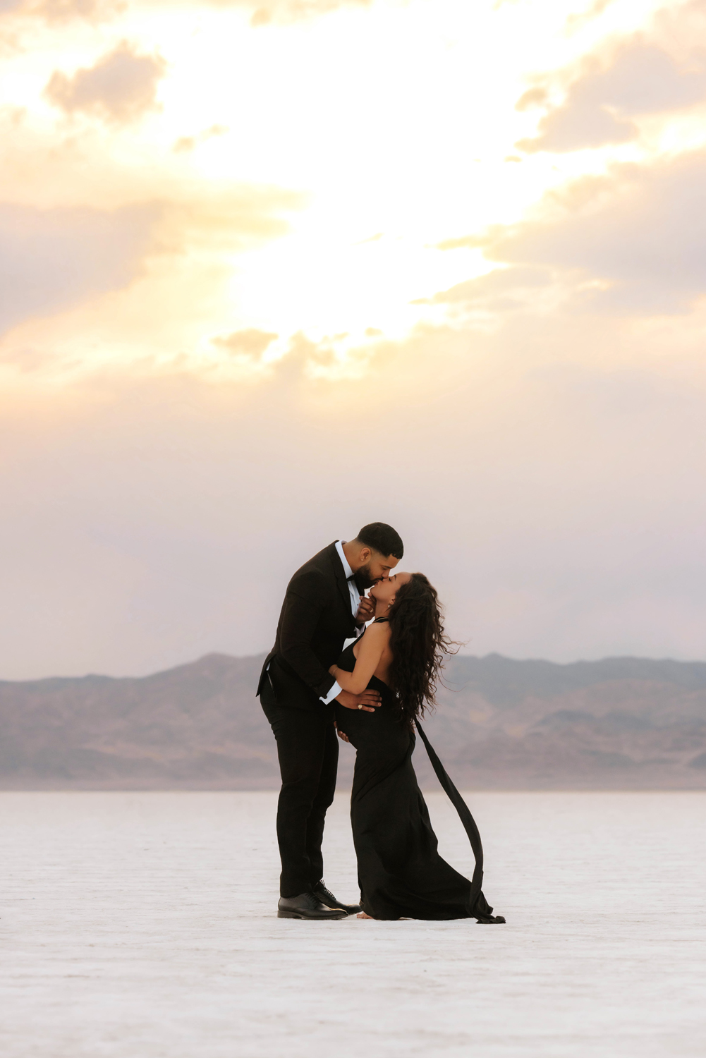 TheLightSeeker-Mikayla-Jaday-Maternity-SaltFlats-2025-8
