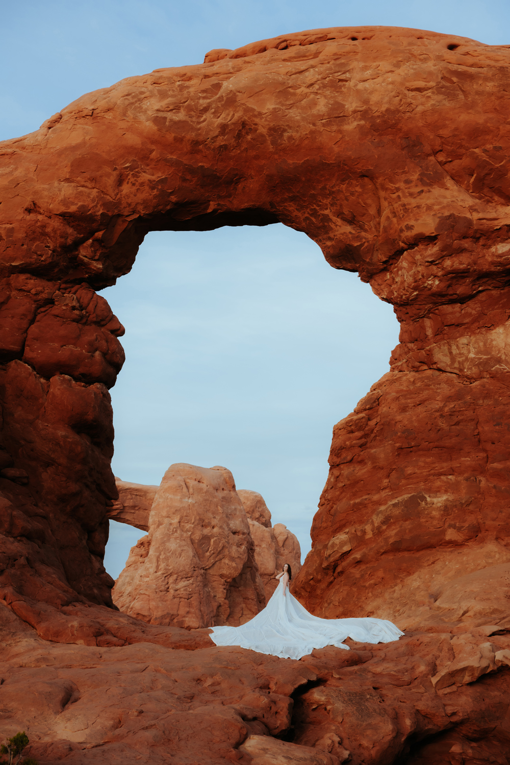 TheLightSeeker-Katie-Moab-Photography-Millcreek-Waterfall-ArchesNationalPark-2025-50