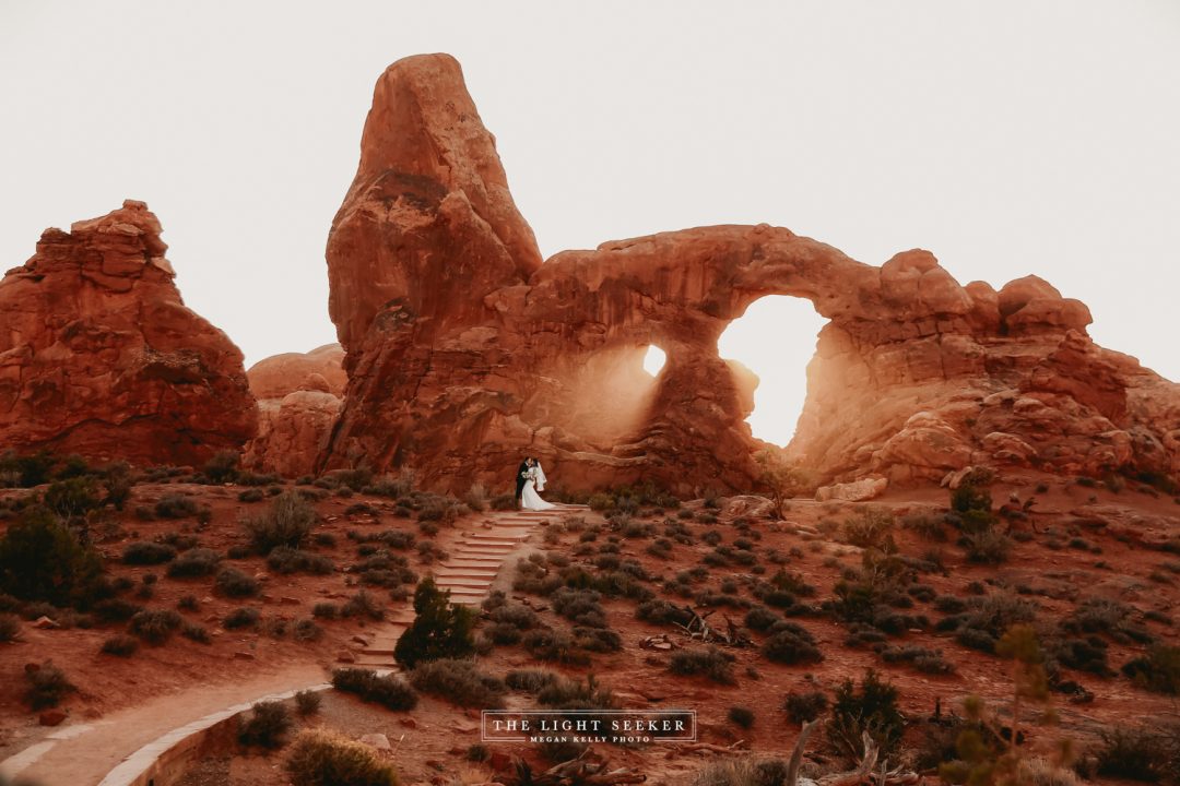 TheLightSeeker-Keili-Jaime-Moab-ArchesNationalParl-Elopement-Formals-Wedding-81