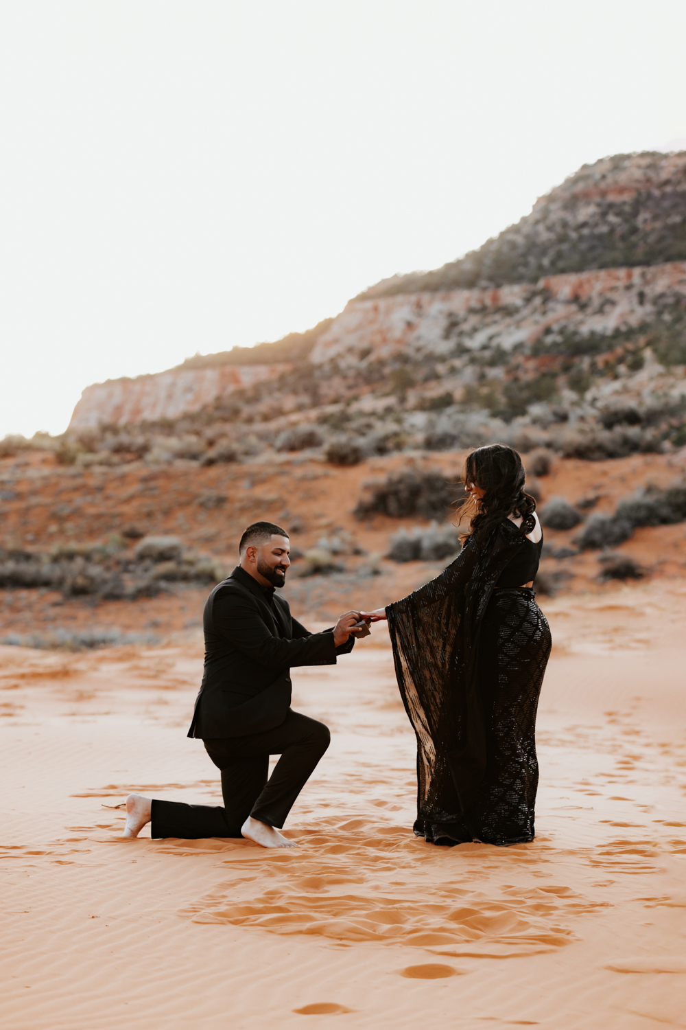 TheLightSeeker-CoralSandDunes-Utah-Engagements-Photography-2023-12