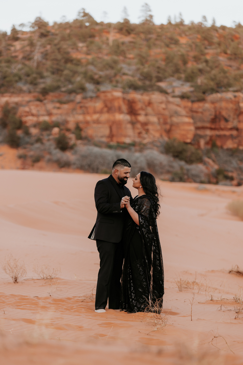 TheLightSeeker-CoralSandDunes-Utah-Engagements-Photography-2023-21