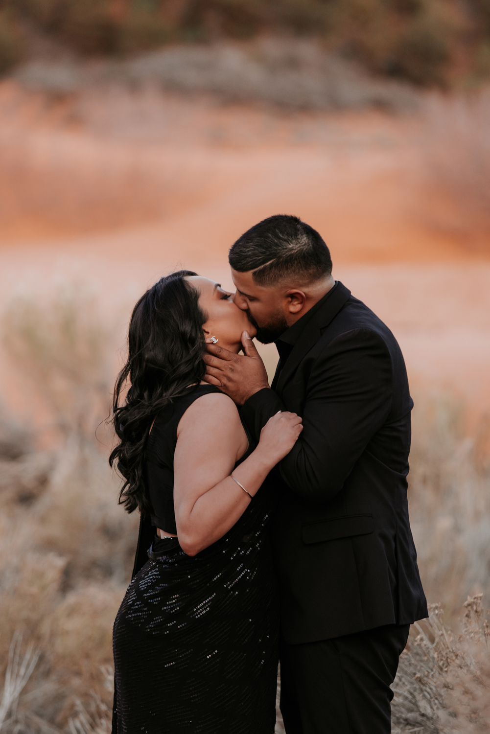 TheLightSeeker-CoralSandDunes-Utah-Engagements-Photography-2023-36