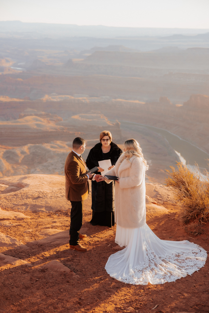 TheLightSeeker-Grace-Ali-Moab-Arches-DeadHorse-Elopement-Wedding-2025-120