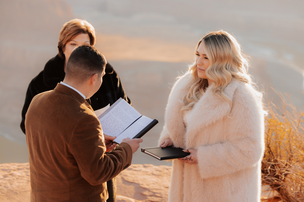 TheLightSeeker-Grace-Ali-Moab-Arches-DeadHorse-Elopement-Wedding-2025-126
