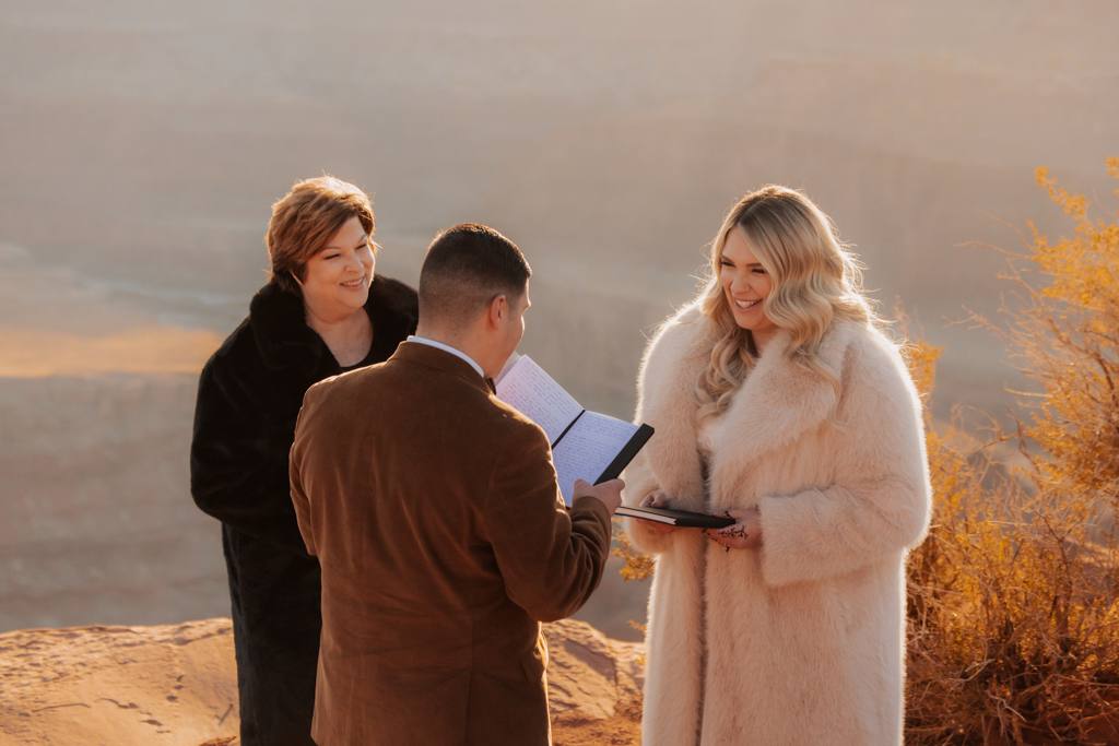 TheLightSeeker-Grace-Ali-Moab-Arches-DeadHorse-Elopement-Wedding-2025-129