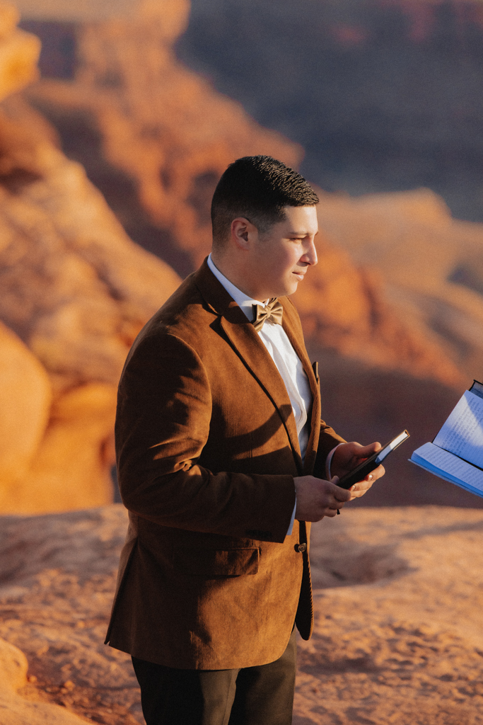 TheLightSeeker-Grace-Ali-Moab-Arches-DeadHorse-Elopement-Wedding-2025-136