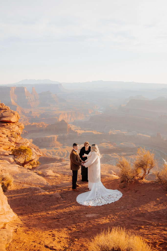 TheLightSeeker-Grace-Ali-Moab-Arches-DeadHorse-Elopement-Wedding-2025-147