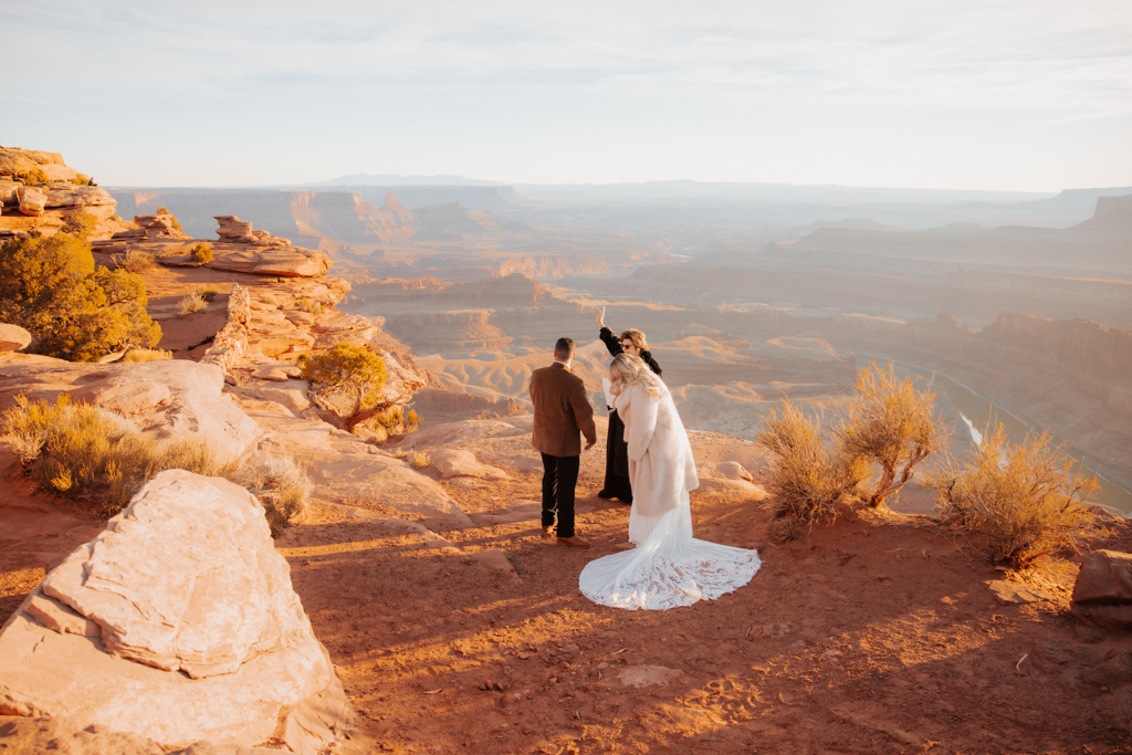 TheLightSeeker-Grace-Ali-Moab-Arches-DeadHorse-Elopement-Wedding-2025-153