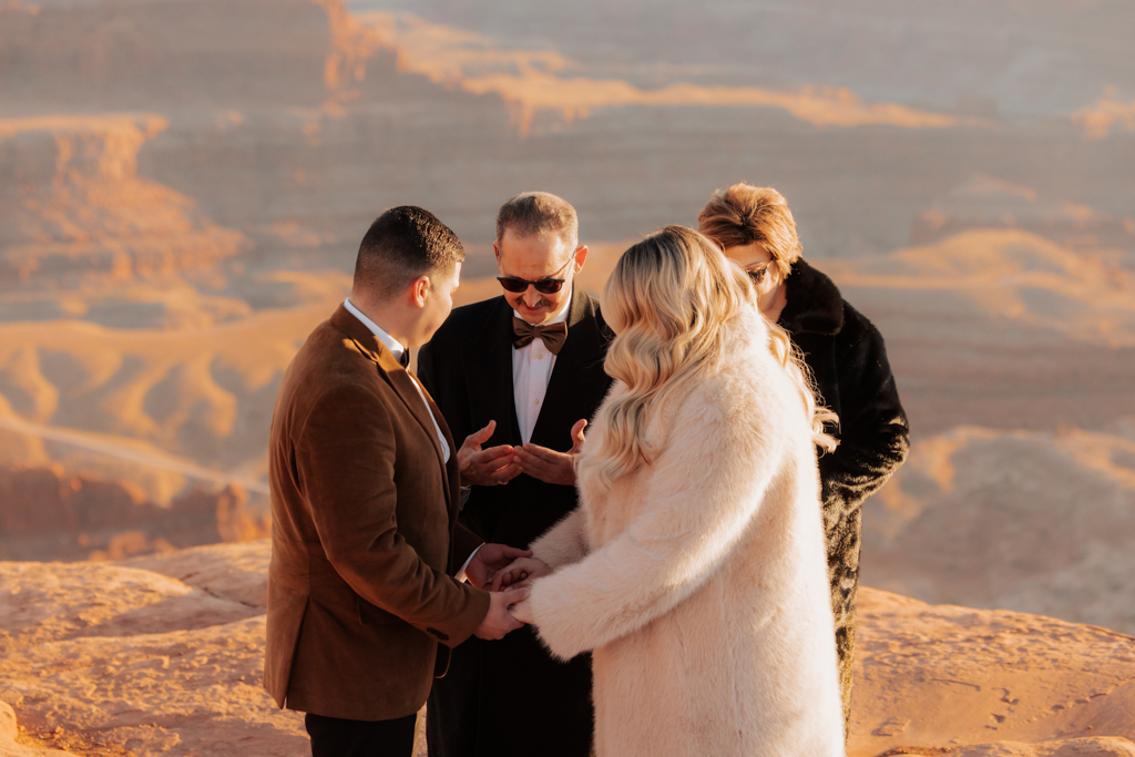 TheLightSeeker-Grace-Ali-Moab-Arches-DeadHorse-Elopement-Wedding-2025-158
