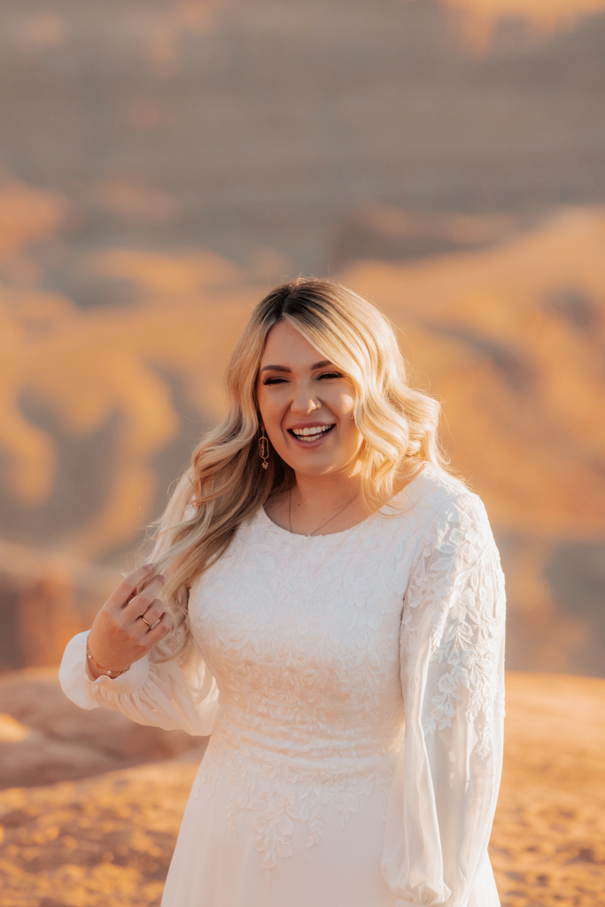 TheLightSeeker-Grace-Ali-Moab-Arches-DeadHorse-Elopement-Wedding-2025-165