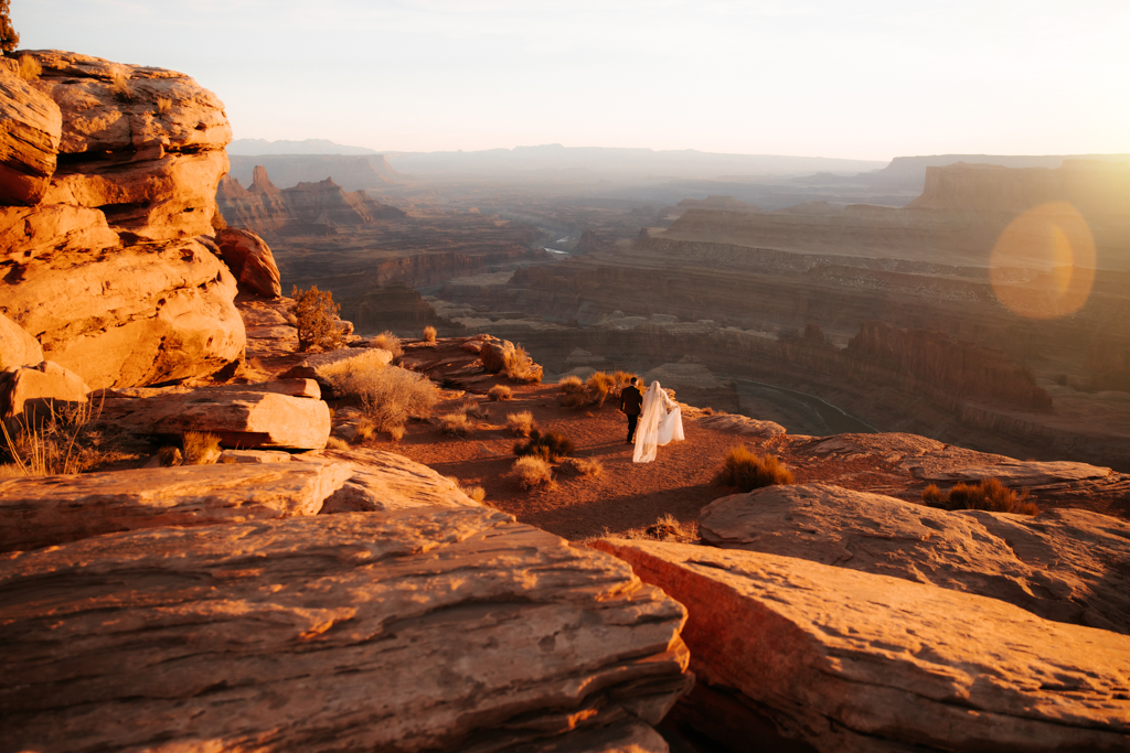 TheLightSeeker-Grace-Ali-Moab-Arches-DeadHorse-Elopement-Wedding-2025-193