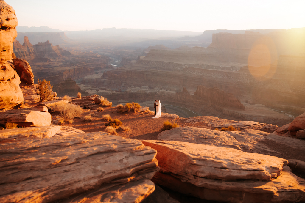 TheLightSeeker-Grace-Ali-Moab-Arches-DeadHorse-Elopement-Wedding-2025-196
