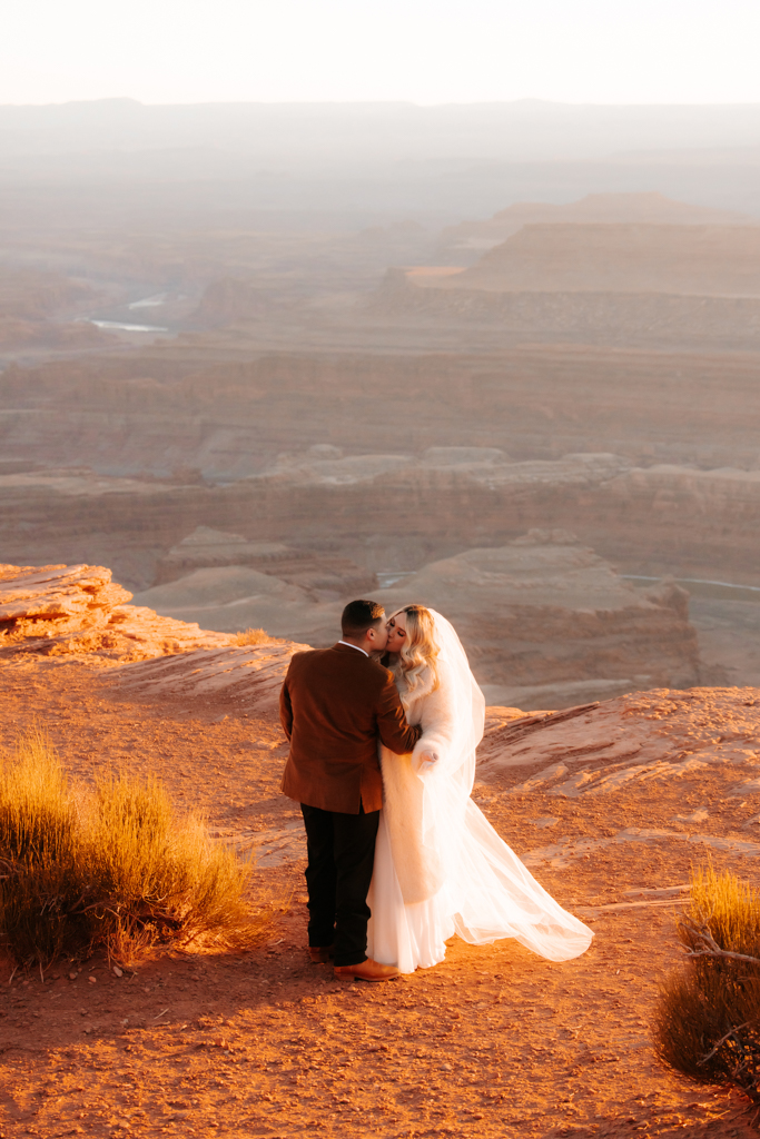 TheLightSeeker-Grace-Ali-Moab-Arches-DeadHorse-Elopement-Wedding-2025-203