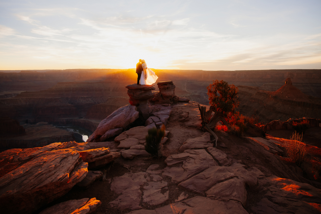TheLightSeeker-Grace-Ali-Moab-Arches-DeadHorse-Elopement-Wedding-2025-225