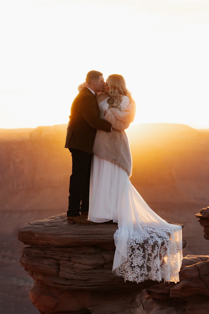 TheLightSeeker-Grace-Ali-Moab-Arches-DeadHorse-Elopement-Wedding-2025-229