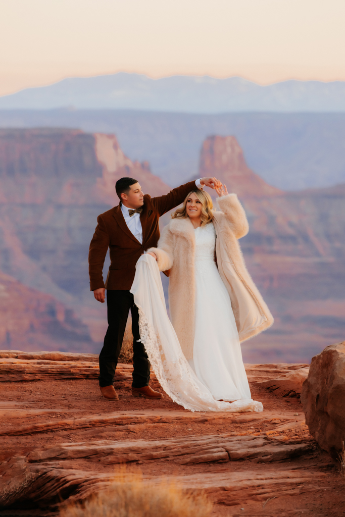 TheLightSeeker-Grace-Ali-Moab-Arches-DeadHorse-Elopement-Wedding-2025-244