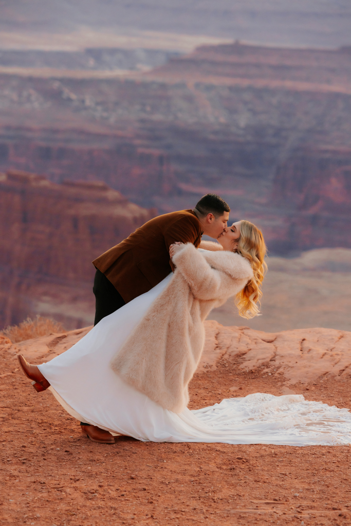 TheLightSeeker-Grace-Ali-Moab-Arches-DeadHorse-Elopement-Wedding-2025-249