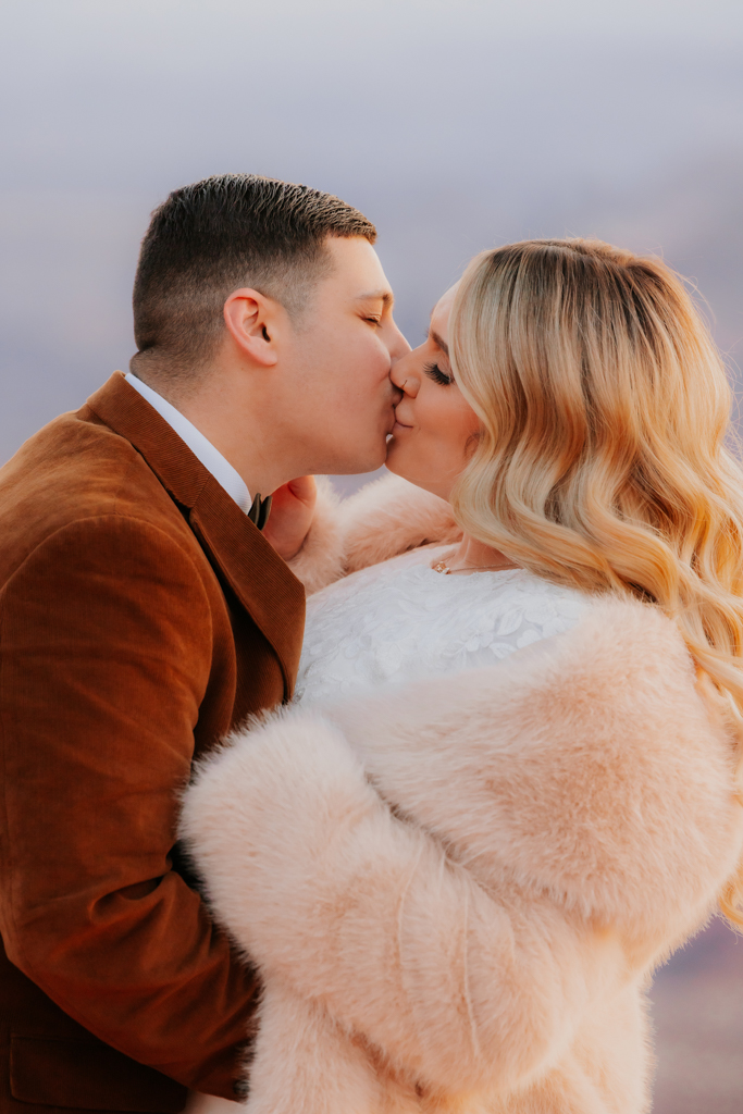TheLightSeeker-Grace-Ali-Moab-Arches-DeadHorse-Elopement-Wedding-2025-256
