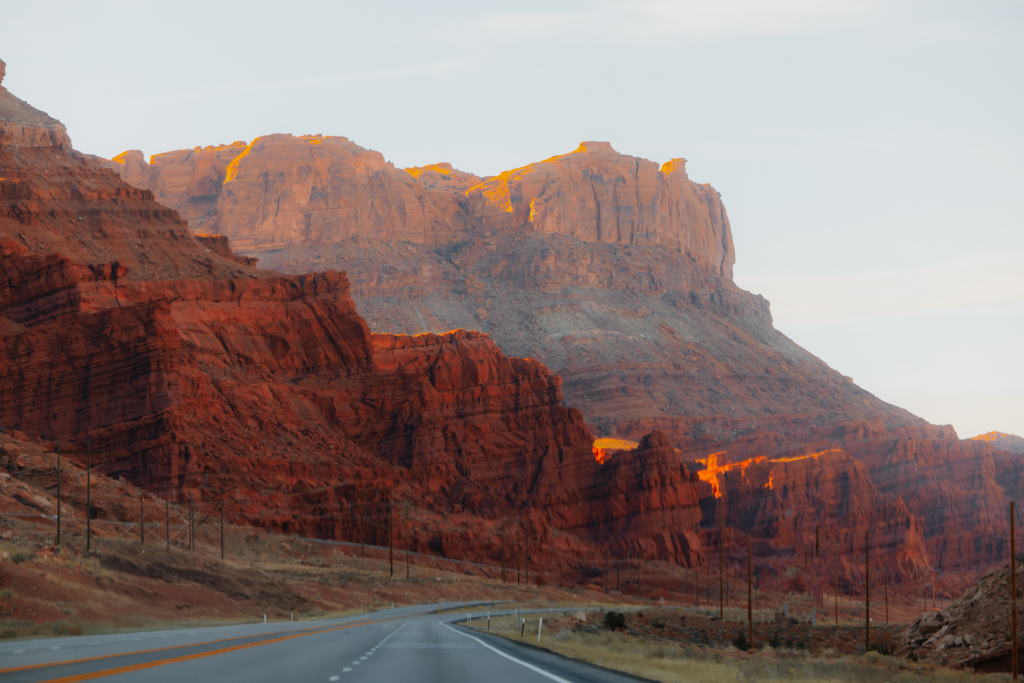 TheLightSeeker-Grace-Ali-Moab-Arches-DeadHorse-Elopement-Wedding-2025-73